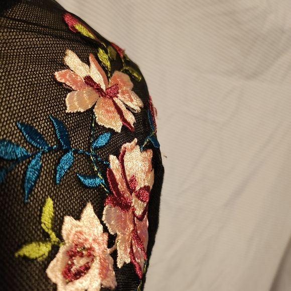 A.new.day, embroidered cardigan, sz s - Picture 4 of 8